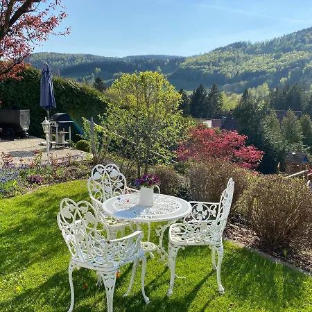 Hills Hut Ferienhaus *